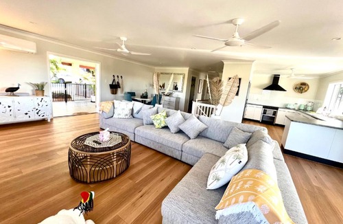 Mission Beach House | Forever Endeavour