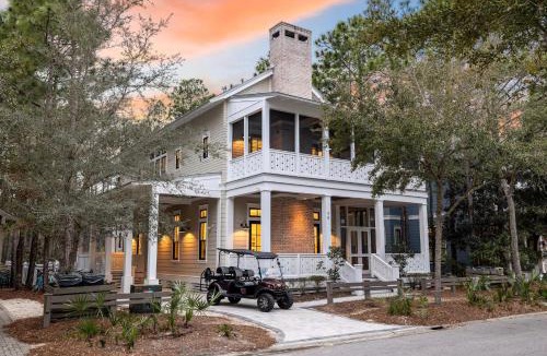 Forest District House | Forever Faithful