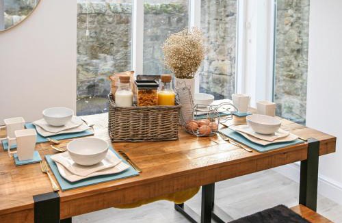 Airth House | Forget Me Not Cottage