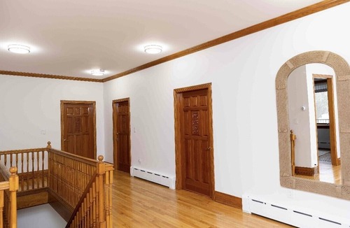 Jeffersonville House | Forget your worries in this spacious and serene space