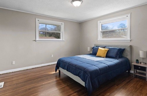 Lupton City House | Forget your worries in this spacious and serene space