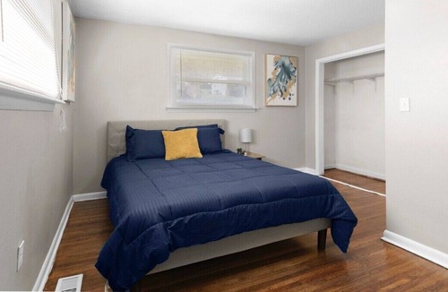 Lupton City House | Forget your worries in this spacious and serene space