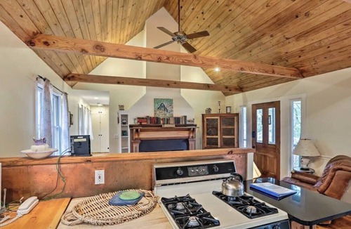 Franklin Cabin | Fork Inn's Pond Cottage (2BR/1Bath), HotTub Option