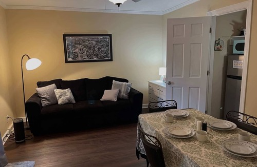 Franklin Cabin | Fork Inns Romantic 2BR apt/cabin- opt hottub SHR23