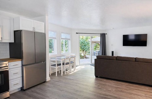 Beaver House | Forks Riverside Serenity