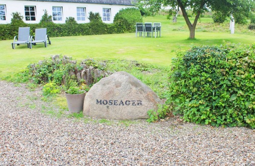 Sønderborg Other | Former farm with some small animals, close to the beach