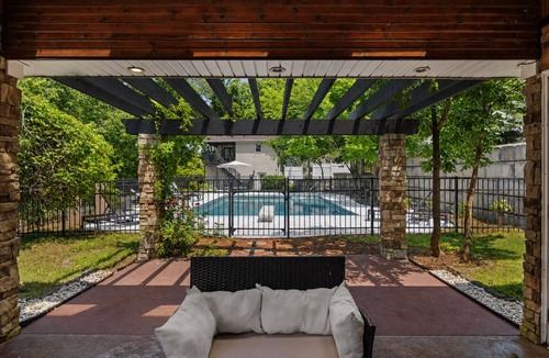 Hermitage Villa | Former Kenny Rogers Ranch Private 60+ Acre Estate with Pool and Trails