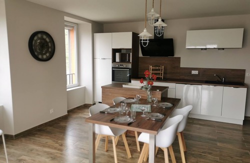 Naucelle House | Former mill workshop, converted into a ground-floor apartment.