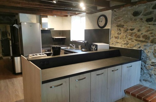 Betpouey House | Former sheepfold between Luz-Saint-Sauveur and Barèges, sleeps 10, 5 bedrooms