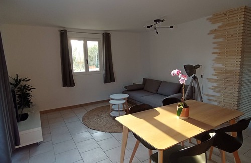 Castelculier House | Former workshop to be refurbished quiet and peaceful