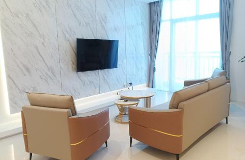 Lubuk Baja Apartment | Formosa Spacious Apartments at Downtown Nagoya by MESA