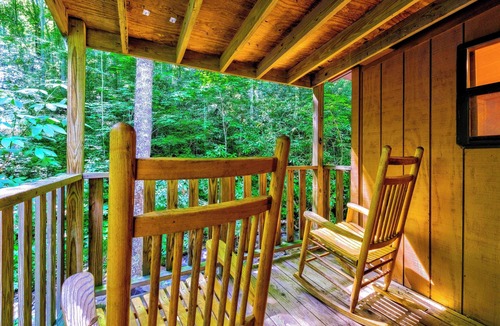 Cherokee Cabin | Fort Apache Cabin at Panther Creek