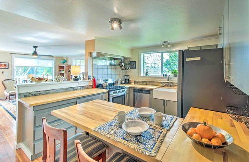 Cleone Cottage | Fort Bragg Home, Close to Laguna Point Beach!