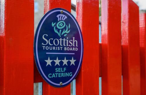 Lerwick Apartment | Fort Charlotte