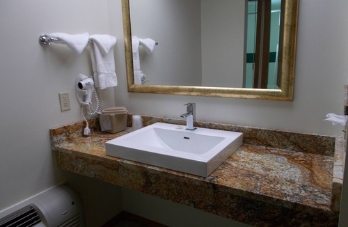 Pilot Knob Hotel | Fort Davidson Hotel