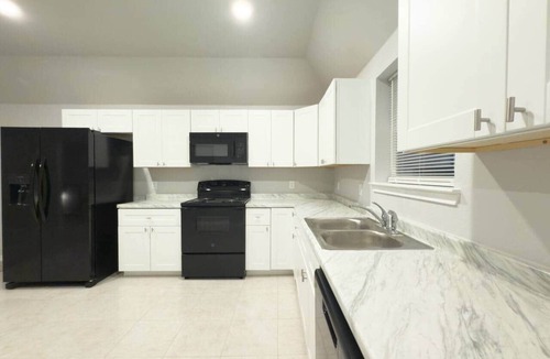 Killeen House | Fort Haven B: Gateway to Fort Cavazos and Killeen