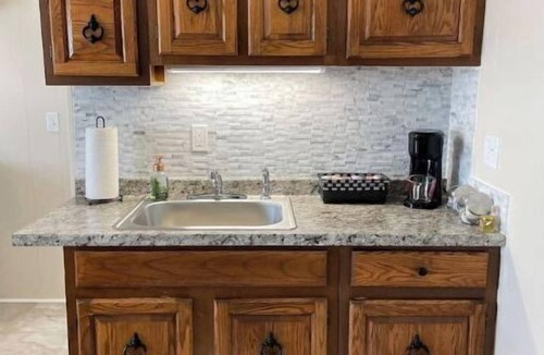 Le Roy Apartment | Fort Hill Hideaway Apartment-upper Not handicapped accessible.