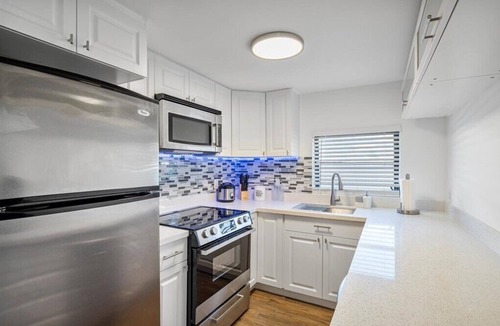 North Andrews Gardens House | Fort Lauderdale House