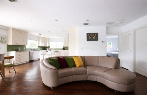 Dolphin Isles House | Fort Lauderdale Waterfront Intracoastal Escape Heated Pool Yachts view Backyard