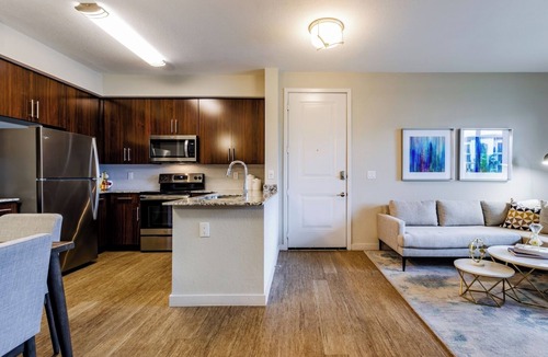 Three Oaks Apartment | Fort Myers 2BR Condo | Pool + BBQ + Gym
