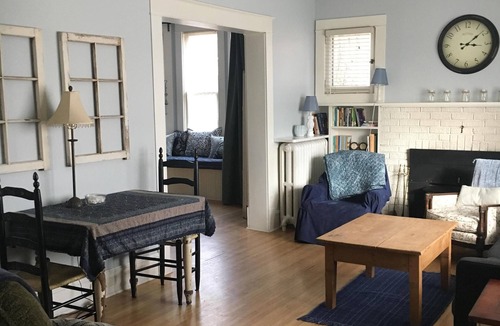 Moscow House | Fort Russell Cottage