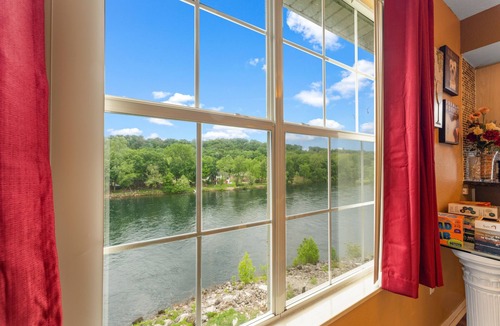 Branson Condo | Fort Taneycomo 2 Bedroom Condo by RedAwning
