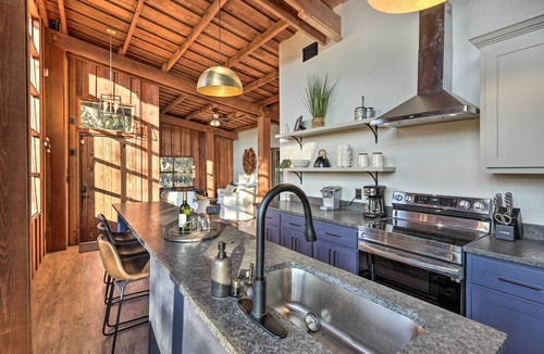 Fort White House | Fort White Retreat: Deck & River Access!