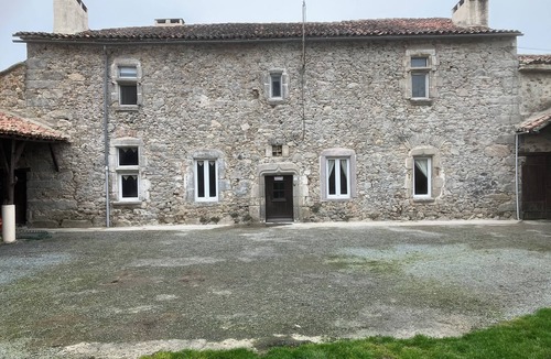 La Foret-sur-Sevre House | Fortified Farm 10 Berth Dormitory