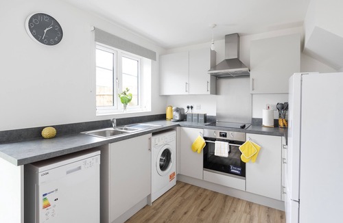 Avonmouth House | Fortified Three Bedroom Home Bristol