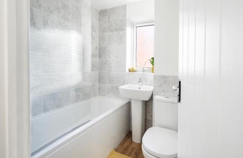 Severn Beach House | Fortified Three Bedroom Home Bristol