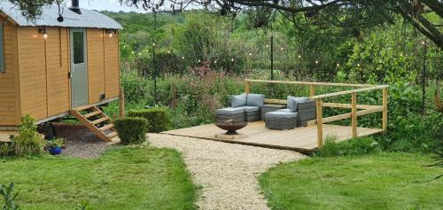 Chard House | Forton House Shepherd's Huts