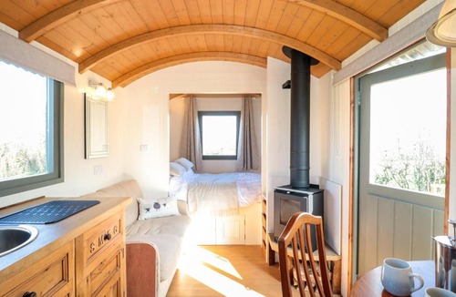 Chard House | Forton House Shepherds Hut 2