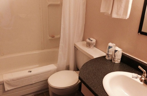 Louisbourg Hotel | Fortress Inn Louisbourg