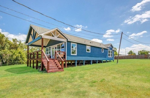 Highlands House | Fortress Waterfront home w/Boat Ramp Access