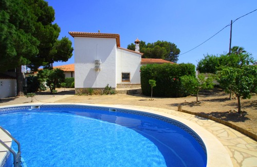Miami Platja Villa | FORTUNA villa, piscina privada y grán jardín