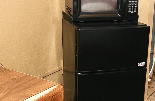 Newport Hotel | Fortune Inn And Suites Newport