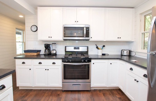 Grange Landing House | Fossil Beach: "Canandaigua Lake Retreat and Memorable Views!"