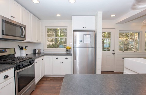 Grange Landing House | Fossil Beach: "Canandaigua Lake Retreat and Memorable Views!"