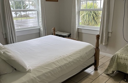 Sweet Home House | Foster Lake Inn