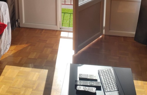 Madeleine-Sermandiere-Chattiere Apartment | Fougères 77 m2, 2 Chambres, Garage , Balcon