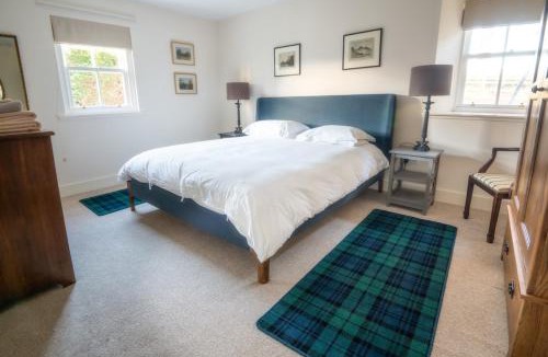 Evanton House | Foulis Castle Gate Lodge