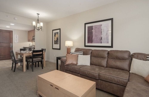 Winter Park Condo | Founders Pointe 1 bedroom Condo by RedAwning