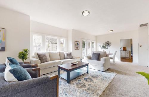 Cornwall Park House | Fountain District Bungalow