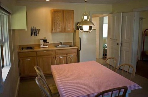 Lake Leelanau Resort | Fountain Point - Cottage 19