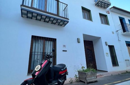 Ahin Hotel | FOUNTAIN RURAL CLUB