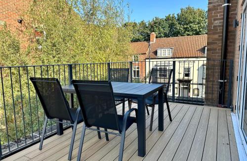 York Apartment | Fountains Court