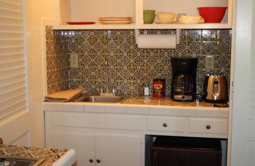 Portal House | Four Bar Cottages: The Apache
