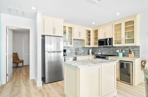 Ilexhurst House | Four Beach Lovers 1 | Your Toes in the Sand Within Seconds