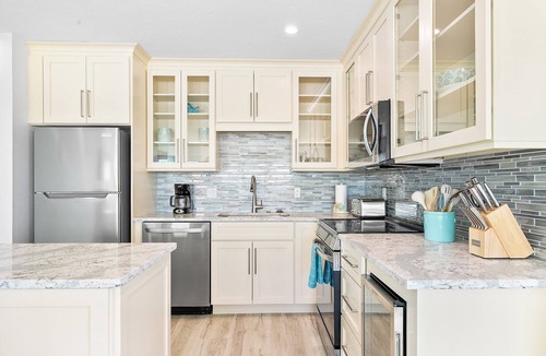 Ilexhurst House | Four Beach Lovers 1 | Your Toes in the Sand Within Seconds