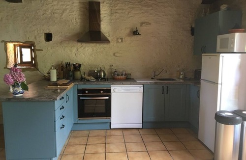 Frayssinet-le-Gelat Cottage | Four beautiful 4* Gites surrounding a courtyard, perfect for families and groups